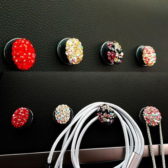 Bling Cell phone hook for car! - Picture 2 of 3